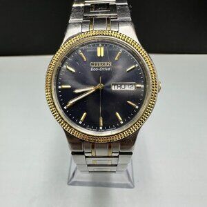 Citizen Eco Drive Watch Men Silver Gold Two Tone Selling Parts Repair Untested